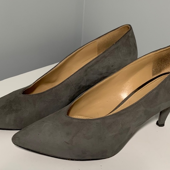 MK Women’s Mid Pump Leather - Picture 2 of 5